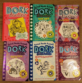 DORK diaries x6 (共20元)