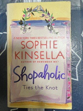 Shopaholic Ties the Knot