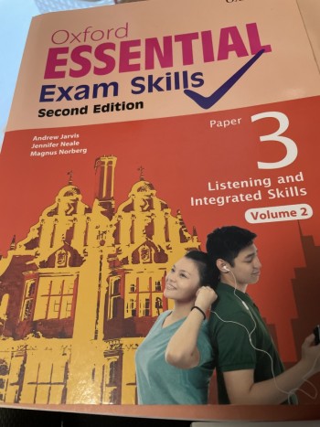 Oxford ESSENTIAL Exam Skills Second Edition Paper