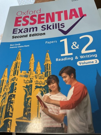 Oxford ESSENTIAL Exam Skills Second Papers 1&2