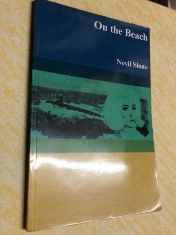 On the Beach 70年代 有插圖 收藏 經典 懷舊 回憶 古物