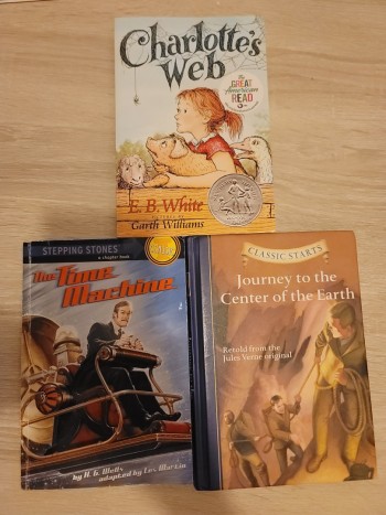 (共10元)初中Reader: Charlotte's Web; The Time Machine etc