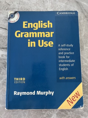 English Grammar in Use (third edition)
