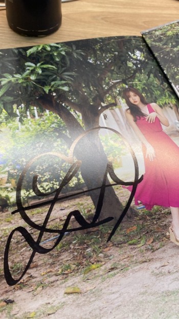 真人簽名三上悠亞 引退寫真集《Last your…》