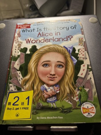 What is the story of Alice in wonderland