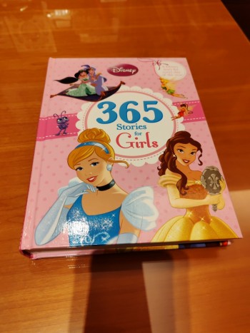 365 Stories for Girls