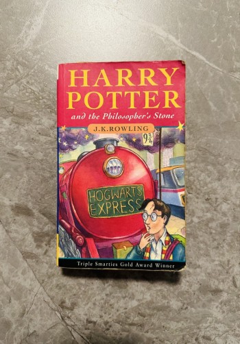 HARRY POTTER and the Philosopher’s Stone