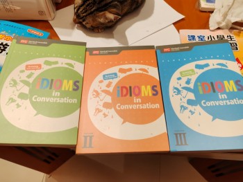 Idioms in Conversation (Vol 1,2,3)
