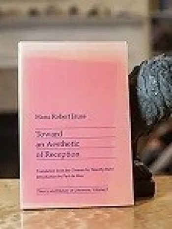 Toward an Aesthetic of Reception