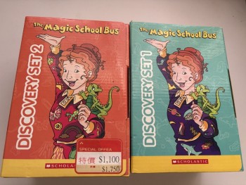 全新英文書 連 CD / Magic school bus 1 + 2