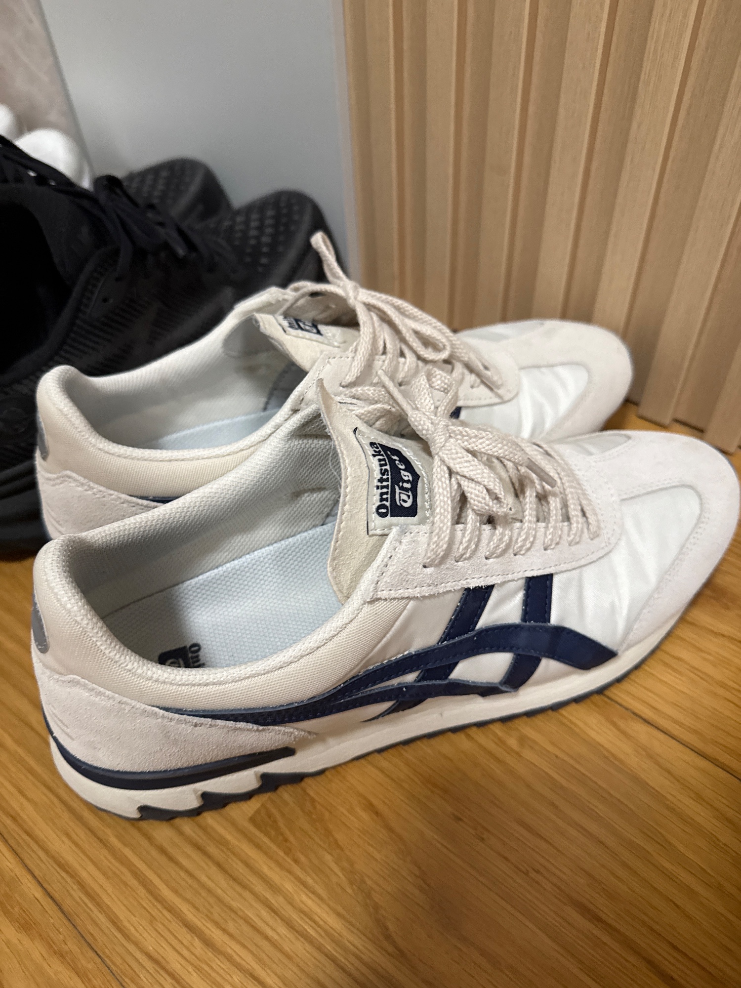 Onitsuka Tiger 運動鞋
