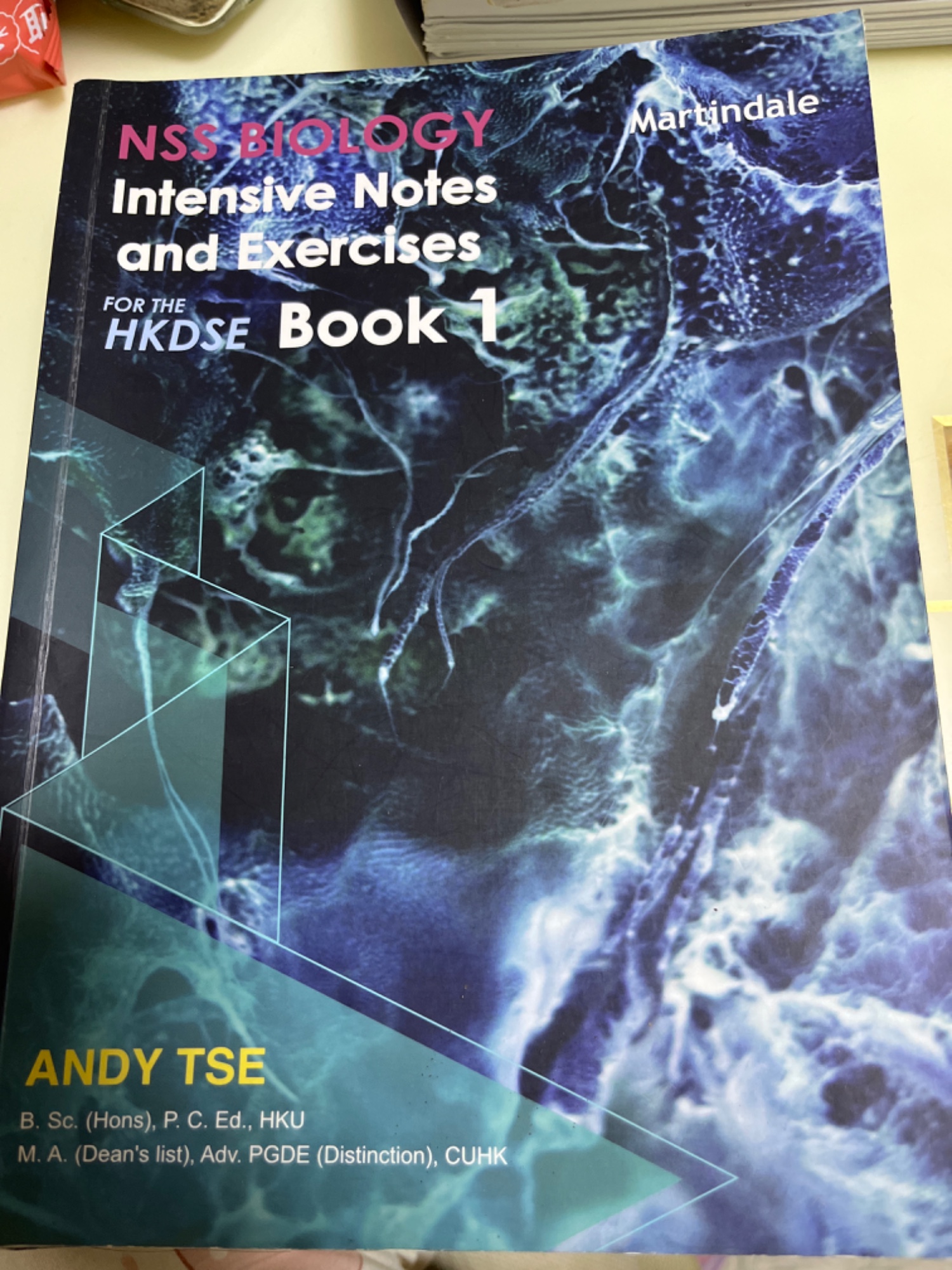 NSS BIOLOGY Intensive Notes and Exercises for the HKDSE Book 1