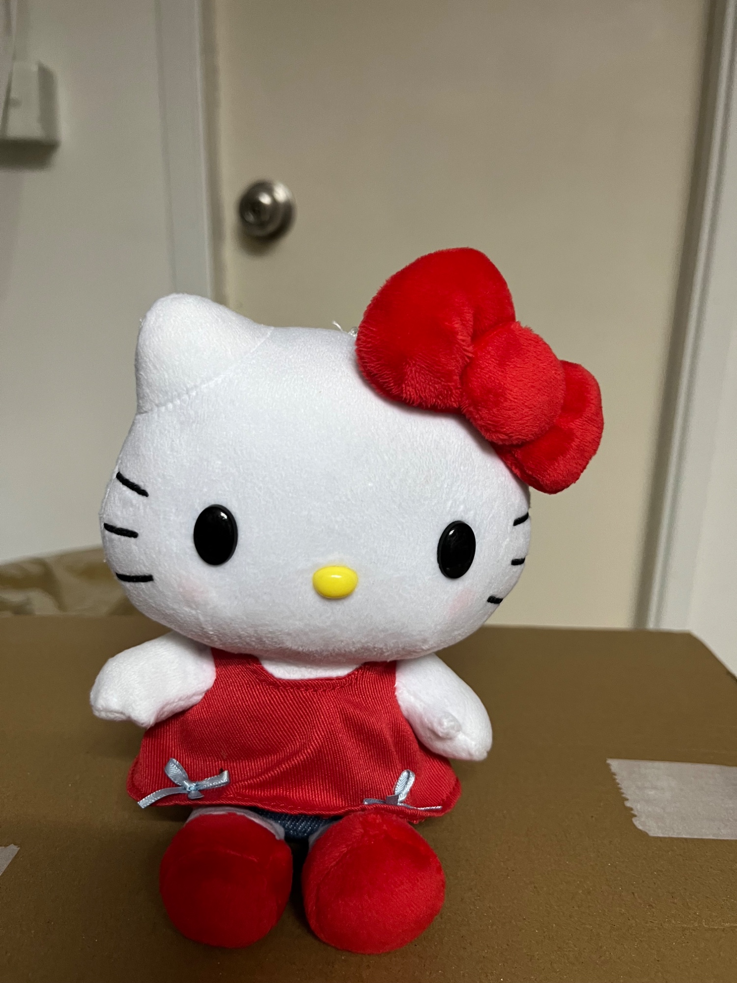 Hello Kitty 絨毛玩偶 - 2