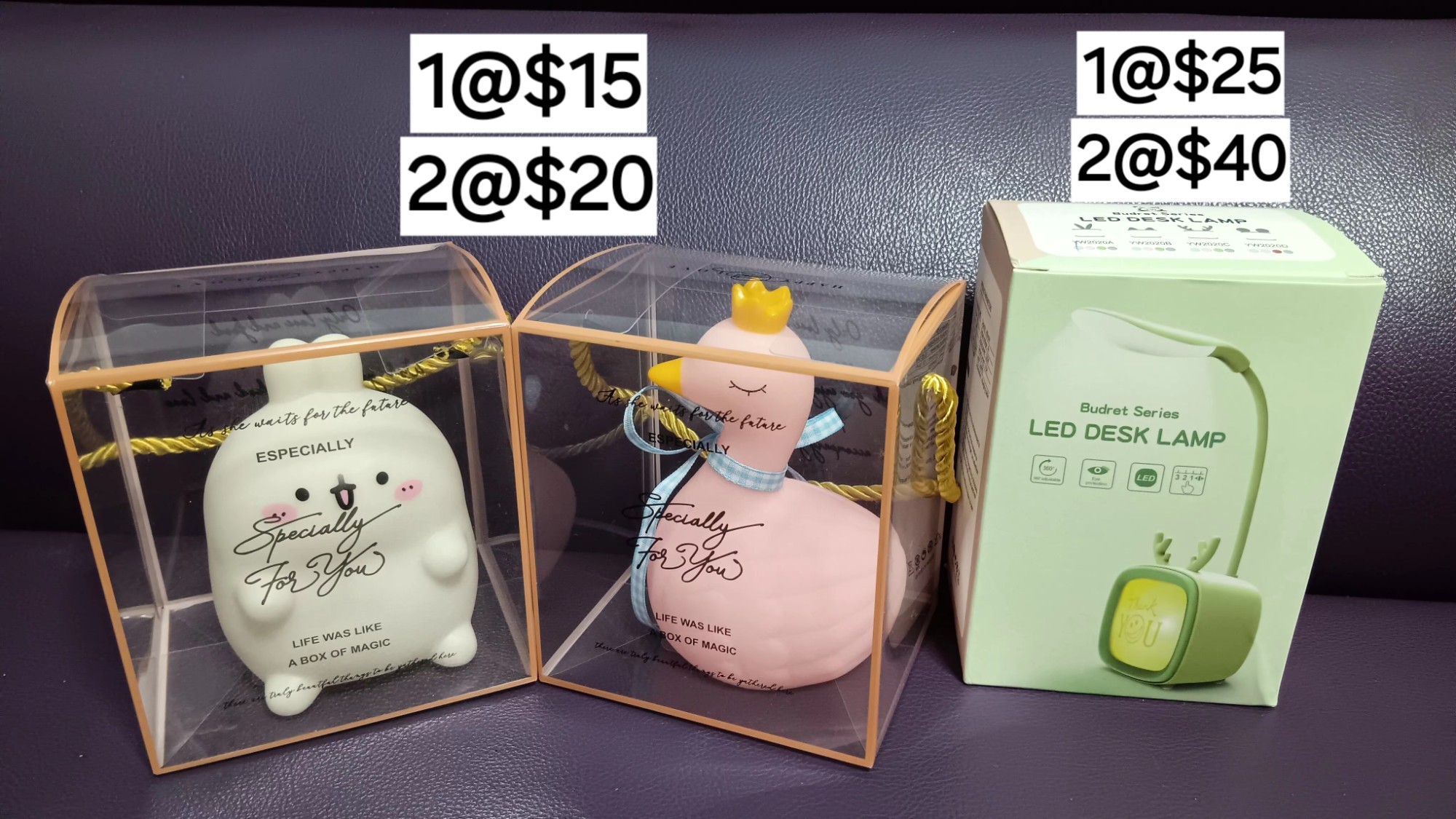 (只限將軍澳地鐵站)粉紅天鵝＆白短耳兔坐立式LED燈/擺設(圓餅電池款)＆LED桌上枱燈/LED DESK LAMP(充電款)