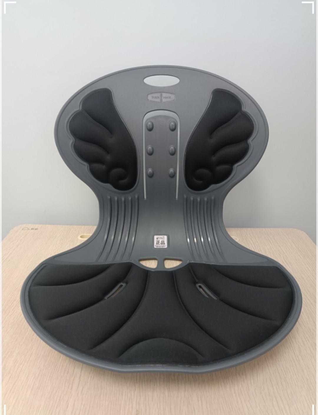 正品矯正坐姿健康椅 ( 連透明包裝袋 & 防潮珠 )