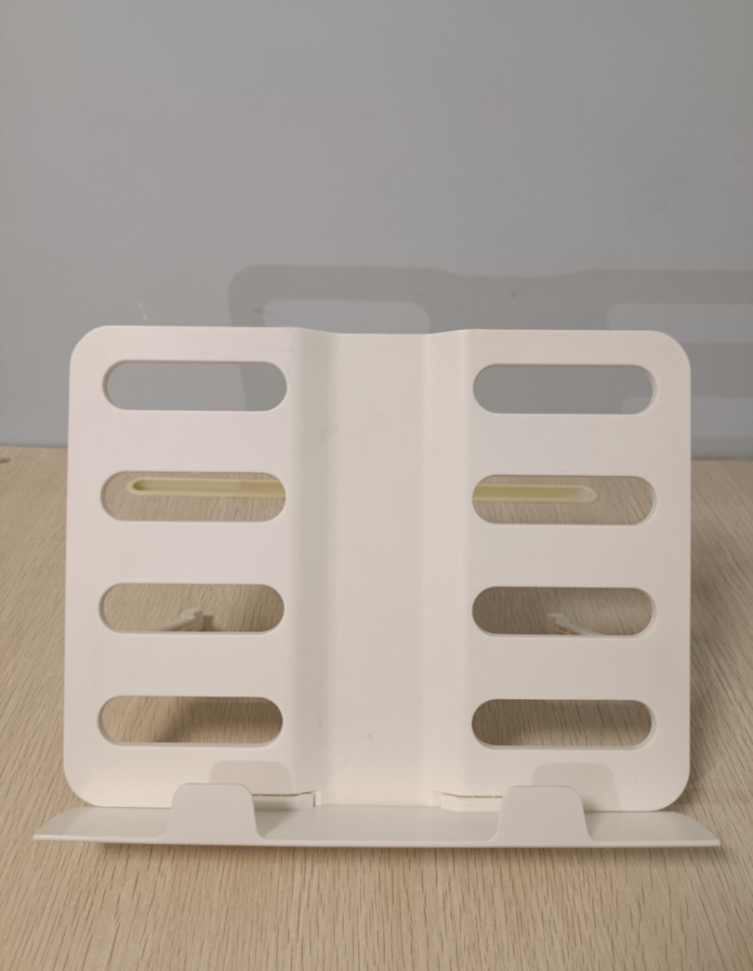 閱讀架 ( Reading Stand ) ( 連透明包裝袋 & 防潮珠 )