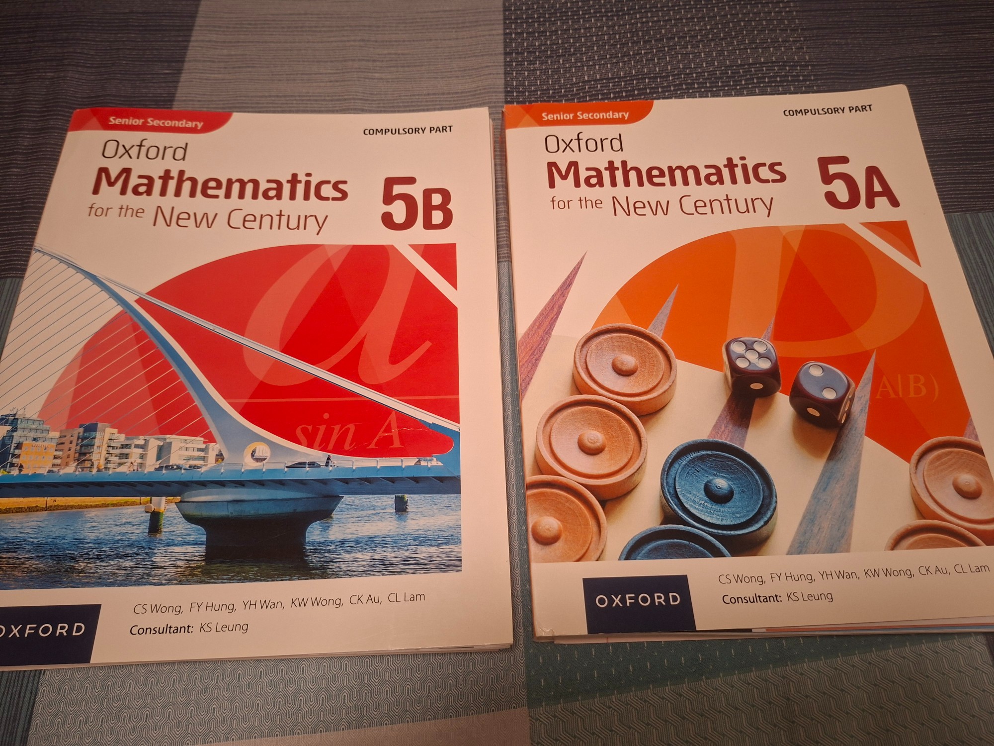Oxford mathematics for the new century 5A 5B (2本可$280)