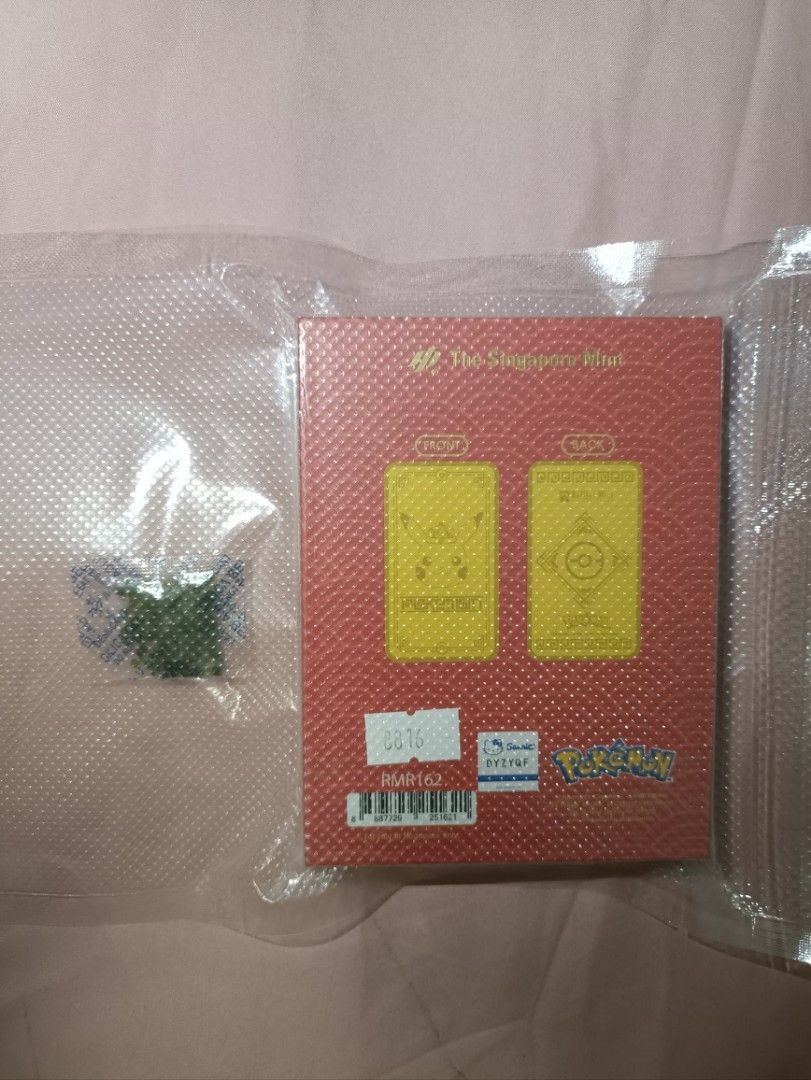 [ 正版 ] 新加坡 寶可夢漫畫系列 - 皮卡丘 ( 比卡超 ) 農曆新年特別版 24K 鍍金金塊 ( 未開封 ) ( 連盒 & 透明包裝袋 & 透明真空袋 & 防潮珠 ) ( 連影印單 ) - 2