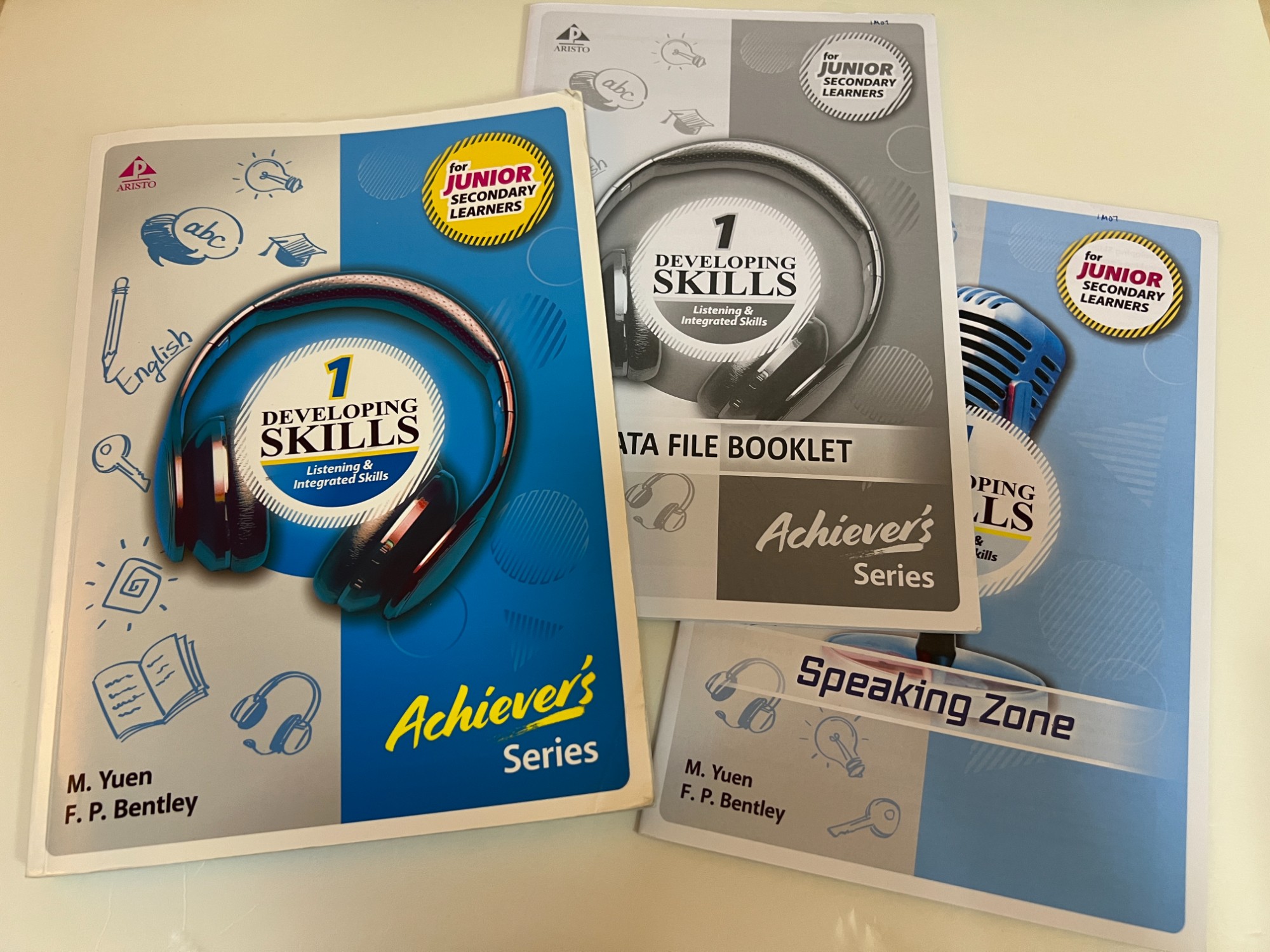 Achiever's Series 1 Developing Skills - Listening & Integrated Skills 2023